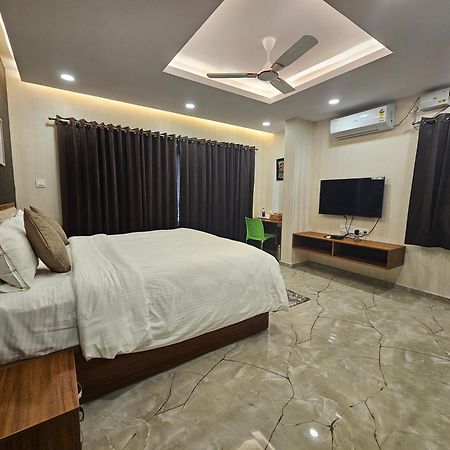The Urban Nest Hotell Bangalore Exteriör bild