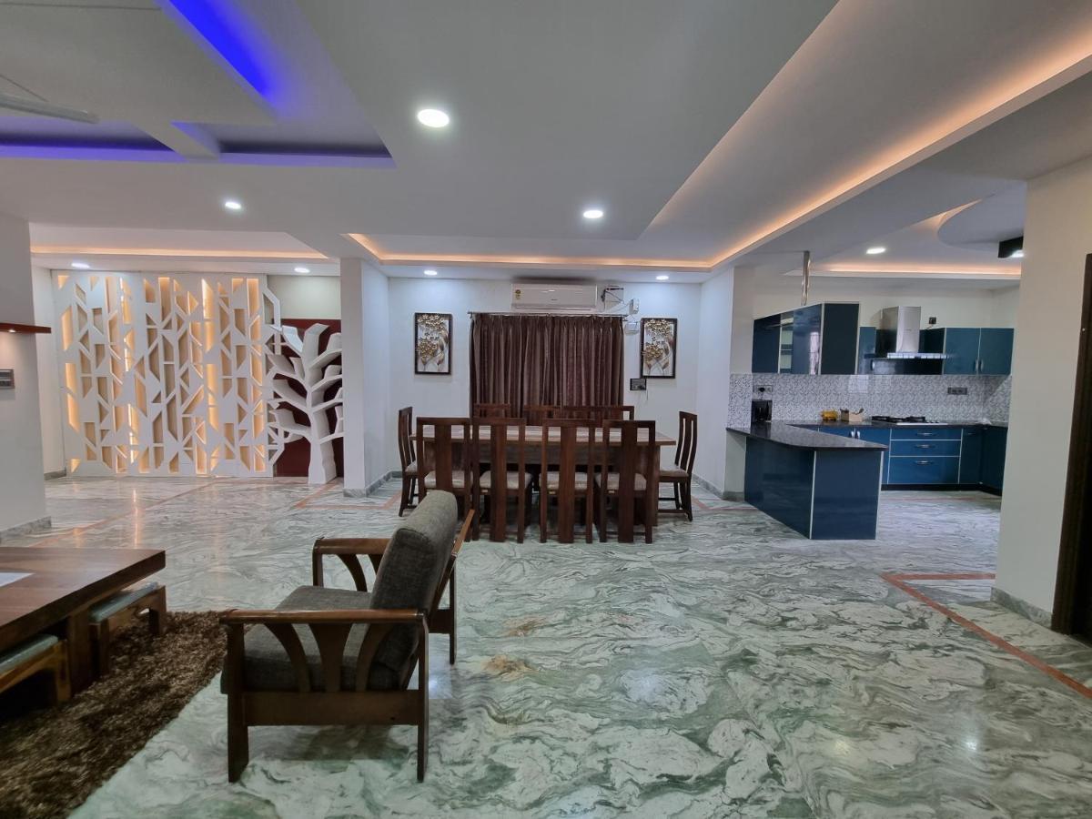 The Urban Nest Hotell Bangalore Exteriör bild