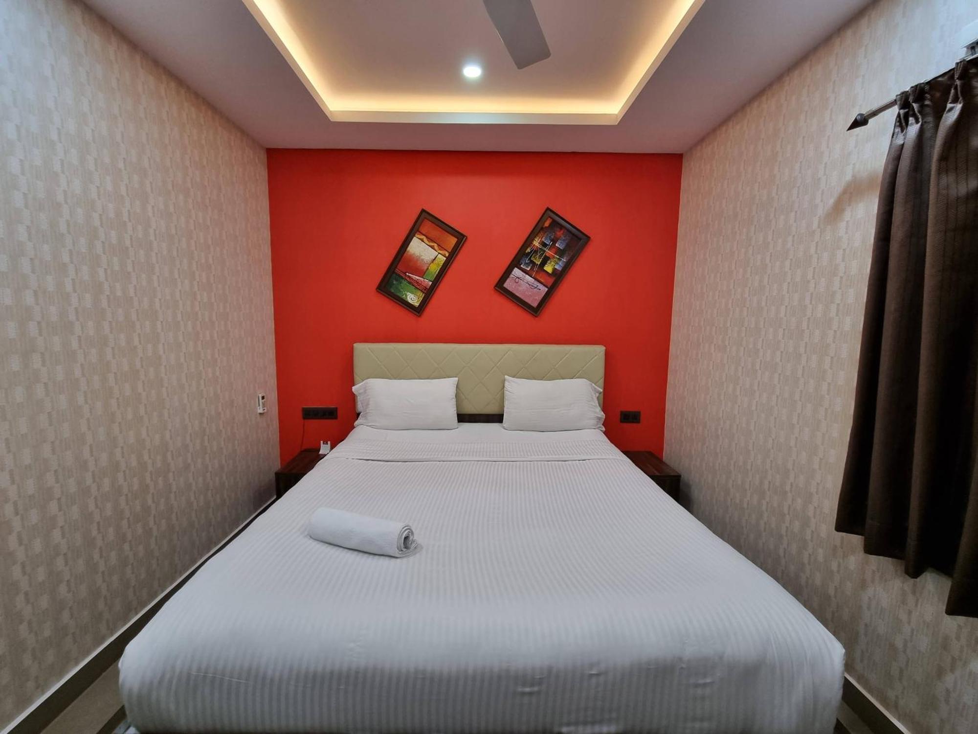 The Urban Nest Hotell Bangalore Exteriör bild