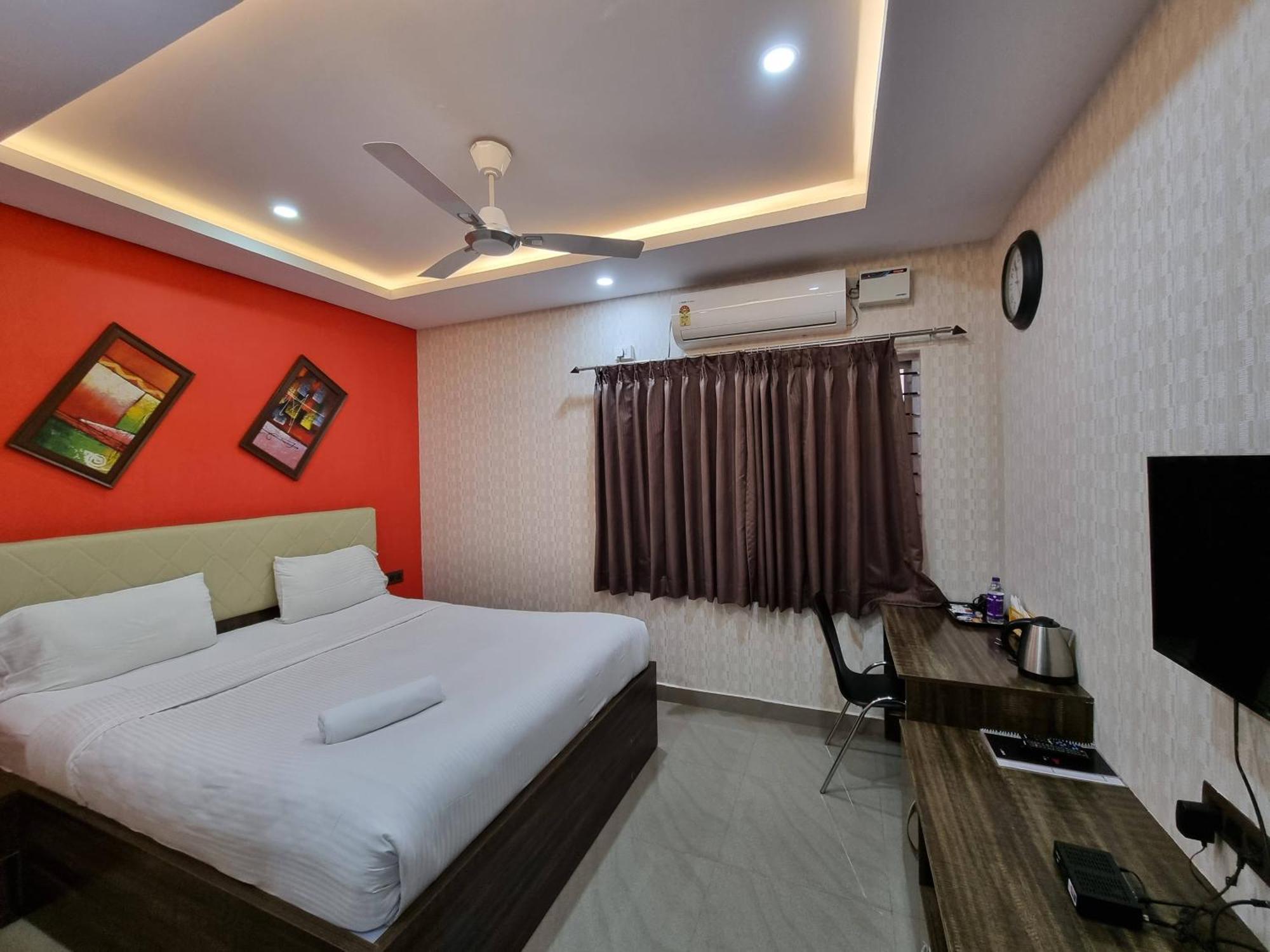The Urban Nest Hotell Bangalore Exteriör bild