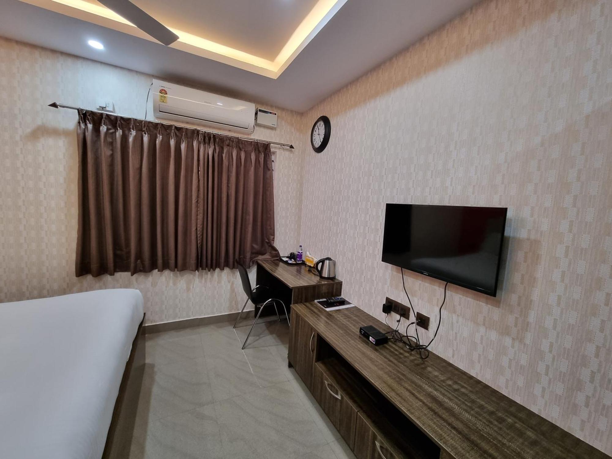 The Urban Nest Hotell Bangalore Exteriör bild